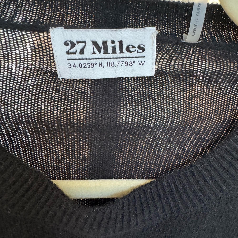27 Miles Malibu Black Sweater with Vibrant Star Details - Picture 6 of 12